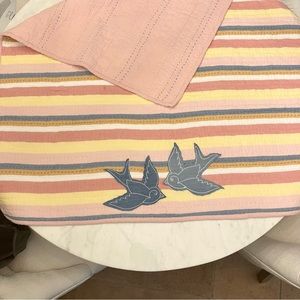 Handquilted double gauze baby crib size